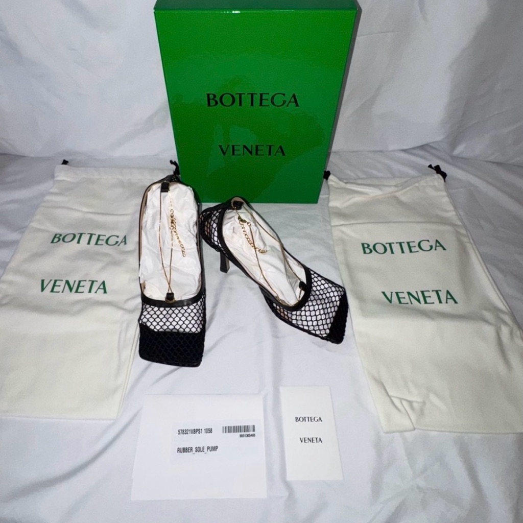 Nwb Bottega Veneta Black Square Toe Mesh Stretch Chain Heel